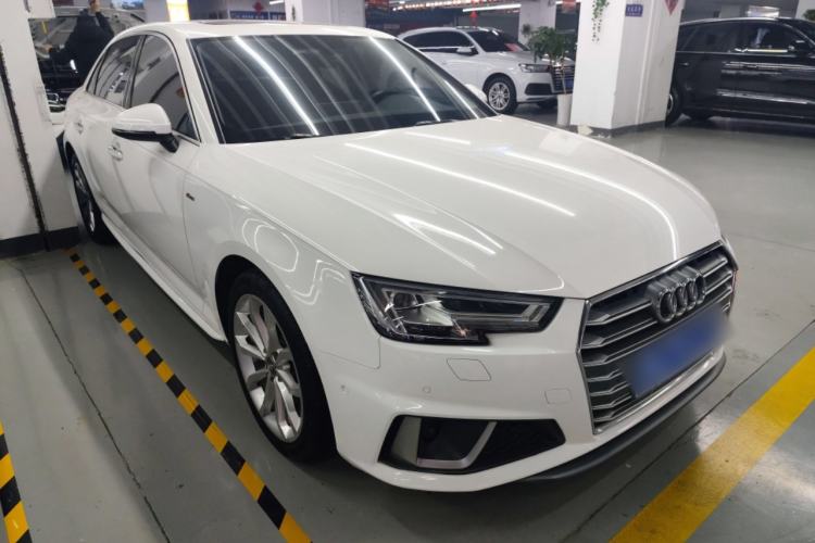 Used Audi A4L 2019 40 TFSI Fashion Version China V
