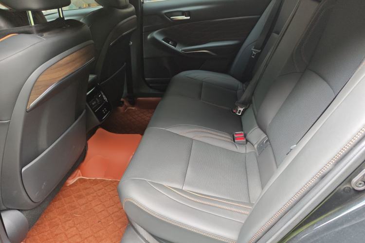 Used Toyota Avalon 2024 Dual-Engine 2.5L XLE Premium Edition Left Rear Seat