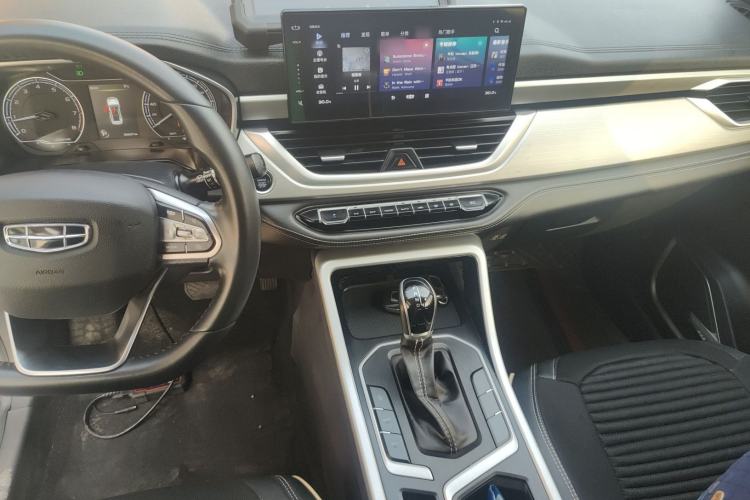 Used Geely Auto Vision X6 2020 1.4T CVT Luxury Edition
