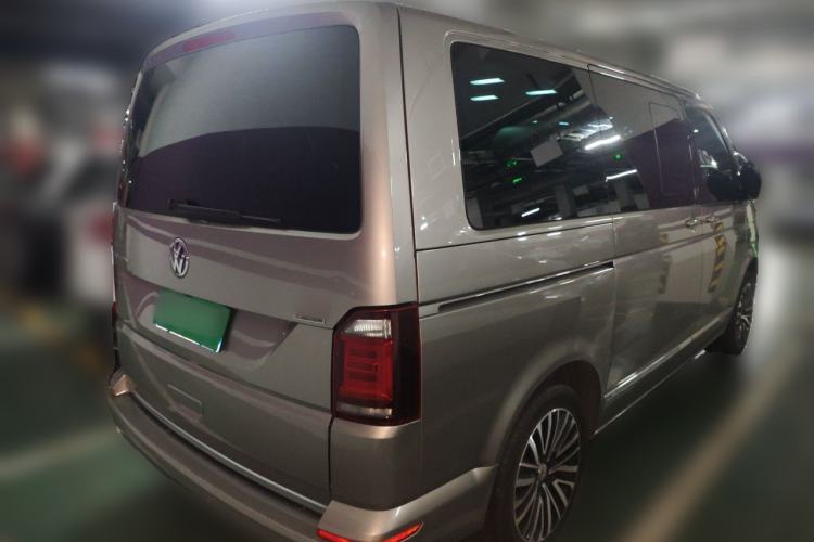 Used Volkswagen Multivan 2018 2.0 TSI 4x4 Explorer Edition 7-Seater Rear Right 45 Deg