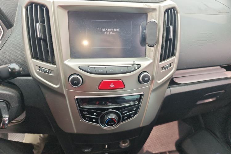 Used Haval H1 2016 Red-Label 1.5L AMT Luxury Model