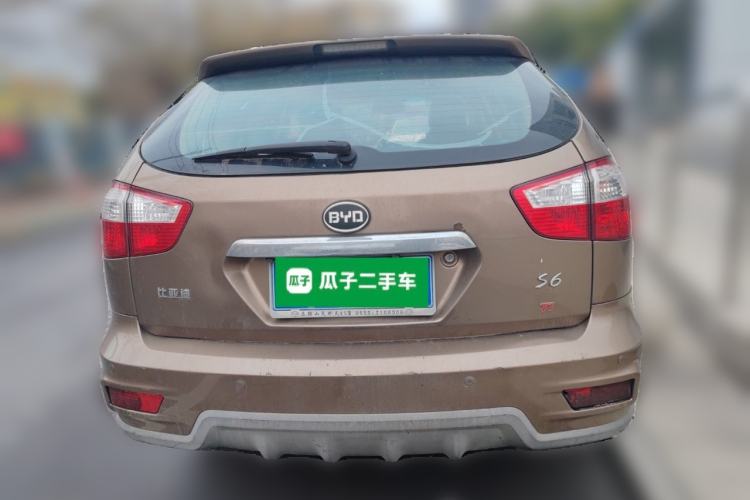 Used BYD S6 2014 1.5TI Manual Luxury 5-Seater