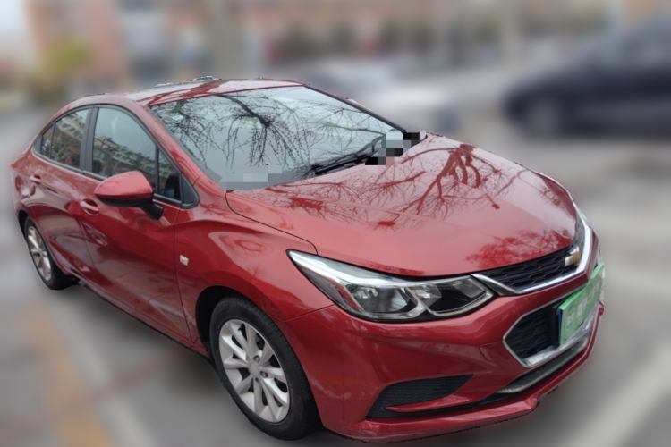 Used Chevrolet Cruze 2017 1.5L Automatic Pioneer Sunroof Edition Front Right 45 Deg