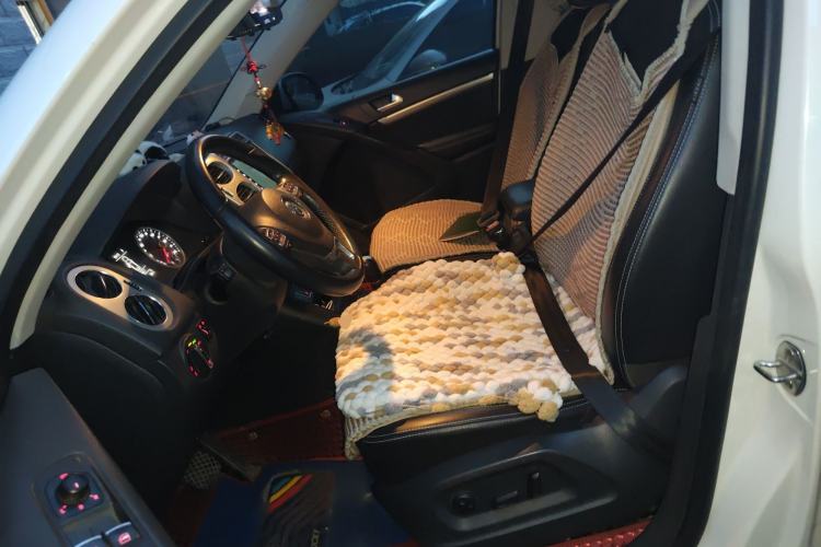 Used Volkswagen Tiguan 2016 280TSI Automatic Two-Wheel Drive Silk Road Comfort Edition Left Front Seat