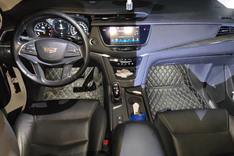 Used Cadillac XT5 2018 25T Luxury Model