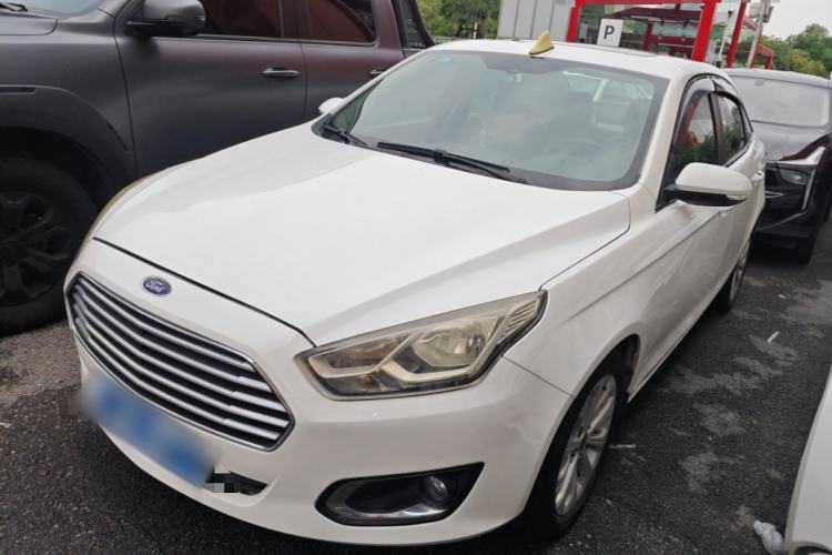 Used Ford Escort 2015 1.5L Automatic Fashion Model