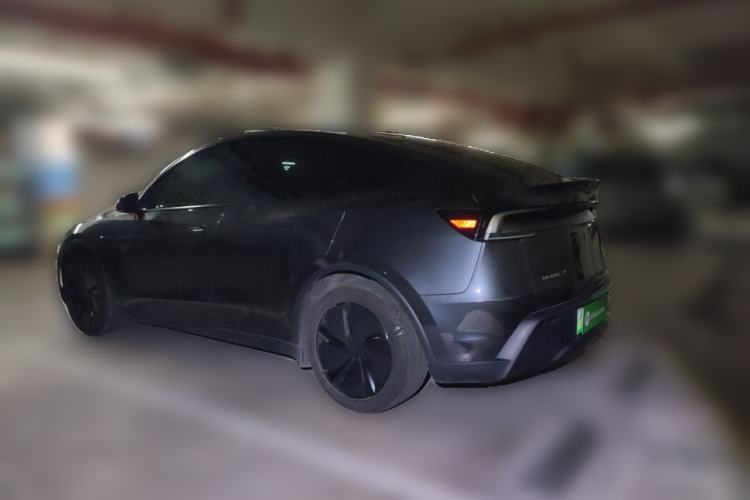 Used Tesla Model Y 2025 Long-Range All-Wheel Drive First Edition