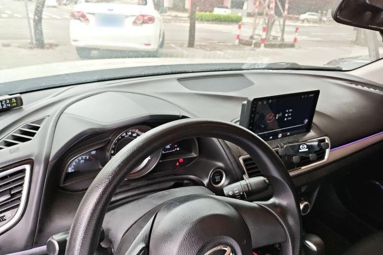 Used Mazda Mazda 3 Axela 2016 Sedan 1.5L Automatic Comfort Model
