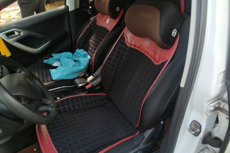 Used Peugeot 2008 2014 1.6L Automatic Fashion Edition Left Front Seat