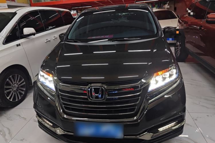 Used Honda Elysion 2019 2.0L Hybrid Luxury Edition