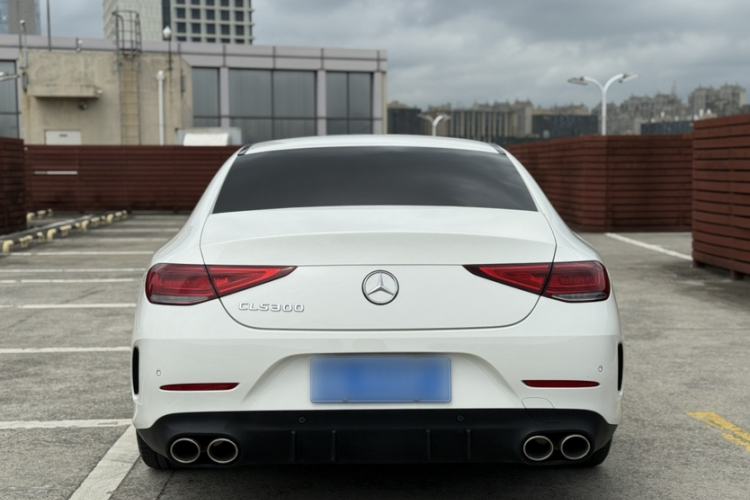 Used Mercedes-Benz CLS 2018 CLS 300 Luxury Model Exterior 4