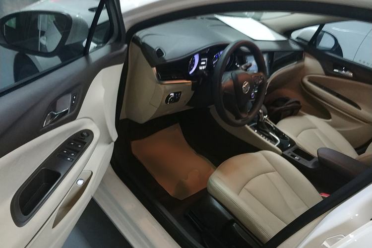 Used Buick Verano 2017 Sedan 15S Automatic Entry Model Driver Seat