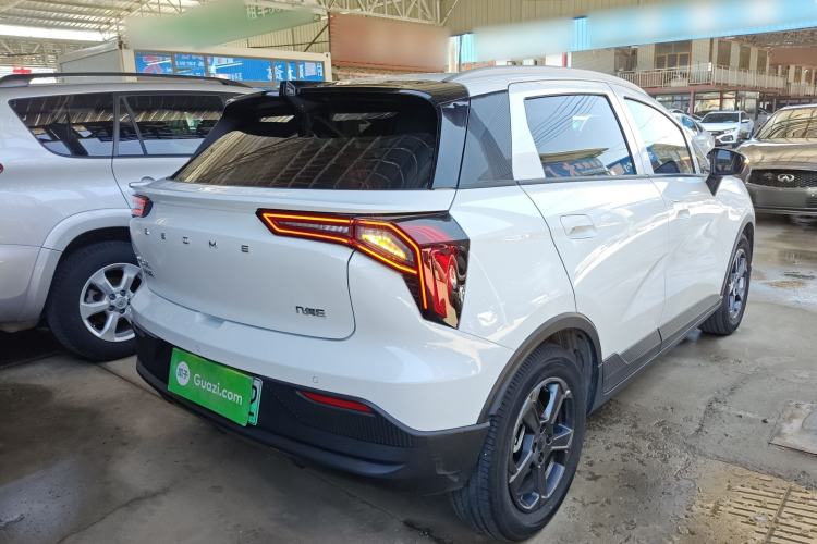 Used Geometry E Firefly 2024 401km Starlight Rear Right 45 Deg