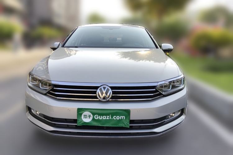 Used Volkswagen Magotan 2018 Facelift 330TSI DSG Luxury Model