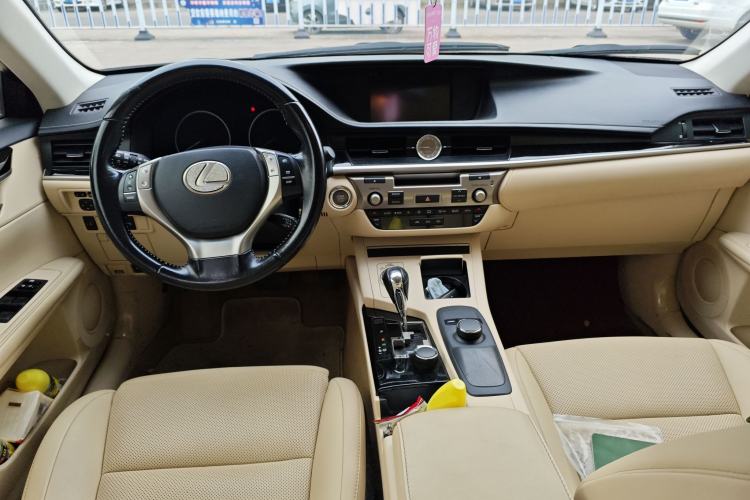 Used Lexus ES 2014 250 Elite Edition
