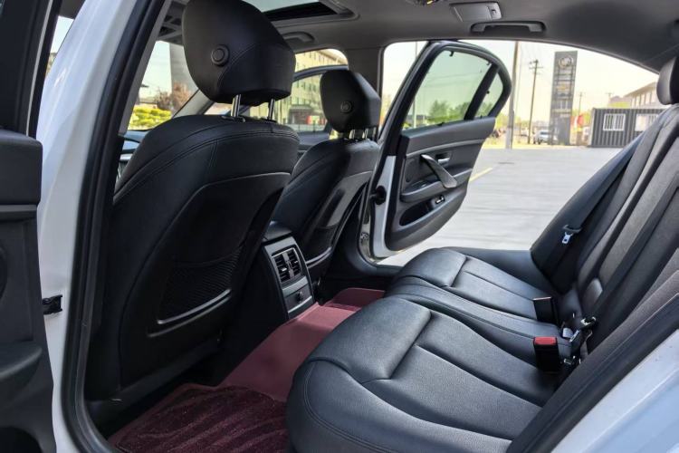 Used BMW 3 Series 2018 318Li
