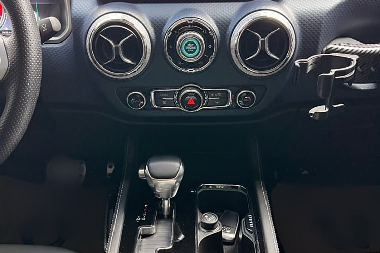 Used BAIC Off-Road BJ40 2019 PLUS 2.3T Automatic Four-Wheel Drive Premium Edition China VI