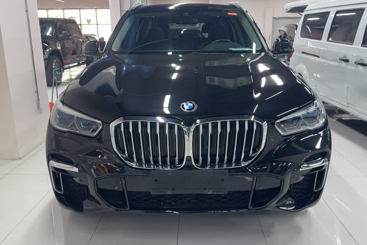 Used BMW X5 2022 Restyled xDrive 30Li Luxury Version M Sport Package