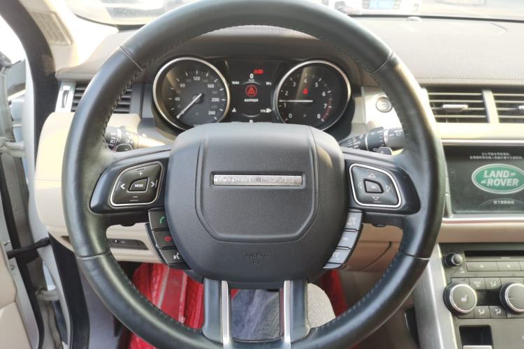 Used Land Rover Range Rover Evoque 2016 2.0T SE Smart Glow Edition
