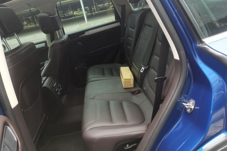 Used Volkswagen Touareg 2016 3.0 TSI Standard Version Left Rear Seat