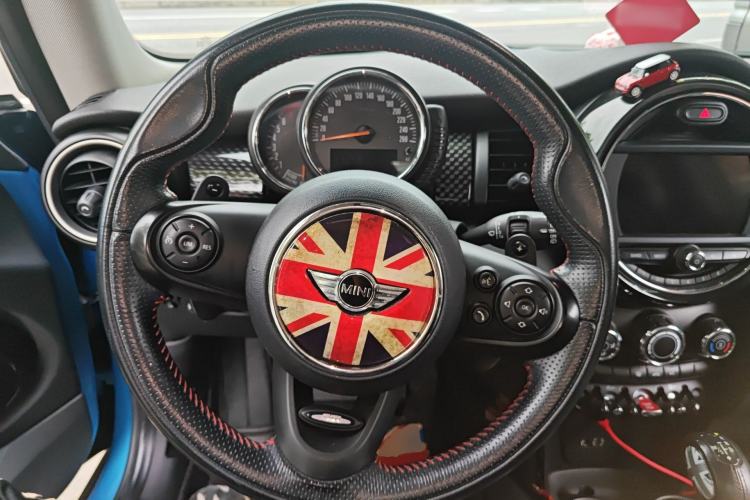 Used MINI 2014 2.0T COOPER S Fun
