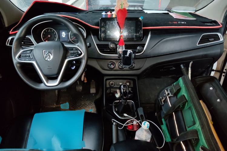 Used Baojun 730 2019 1.5L Manual Fashion Model 7-seater China VI
