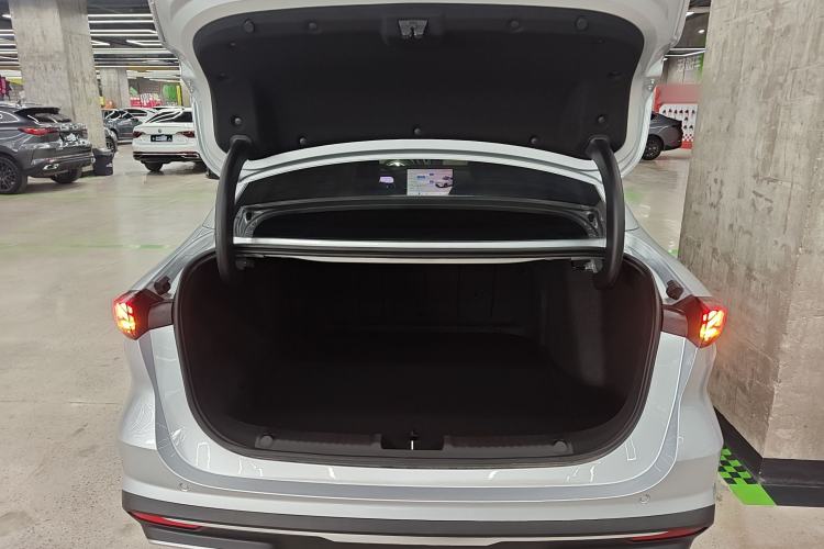 Used Geely Galaxy L6 2025 EM-i 140km Starship Edition