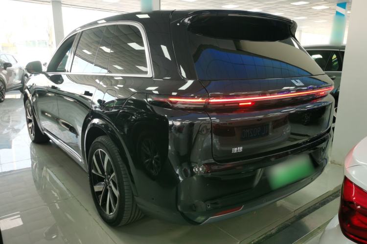 Used Li Auto L8 2023 Pro Model
