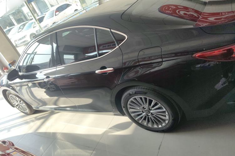 Used Toyota Camry 2026 Model Dual-Engine 2.0HGVP Luxury Edition