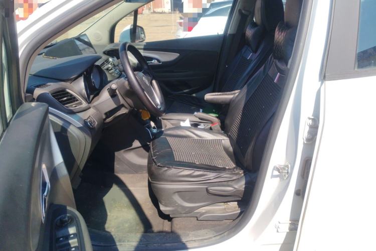 Used Buick Encore 2015 1.4T Automatic Two-Wheel Drive Urban Elite Version