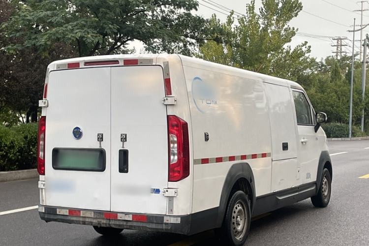 Used Foton Intelligent Blue Elf E7 2024 All-Electric Van Flat Roof 2 Seats EVE Energy 41.86 kWh