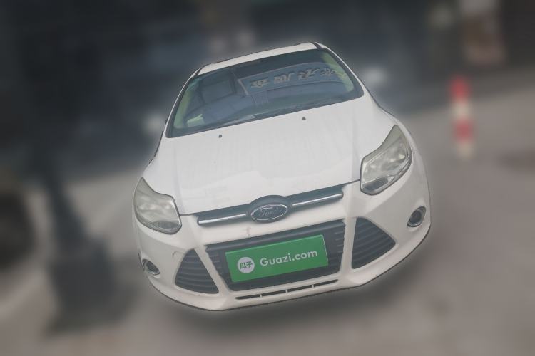 Used Ford Focus 2012 Sedan 1.6L Automatic Fashion Edition
