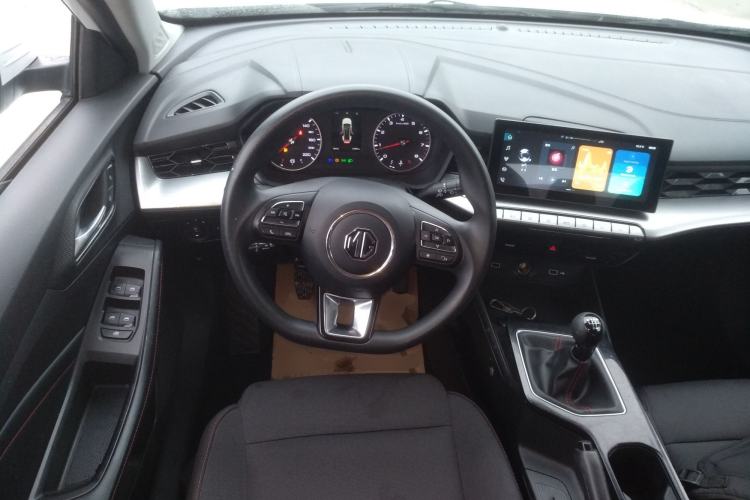 Used MG 5 2023 180 DVVT Manual Fashion Edition