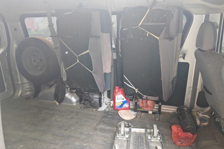 Used Chana Ruixing M60 2023 1.6L CNG Comfort-Grade 6-Seater Passenger Vehicle
