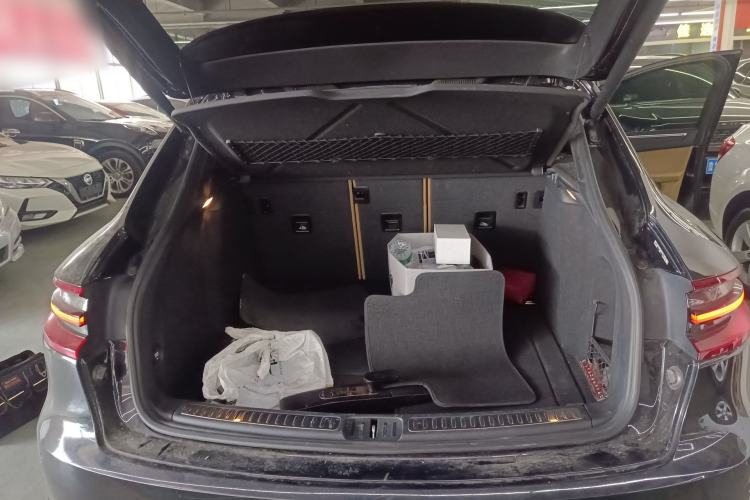 Used Porsche Macan 2017 Macan 2.0T Trunk