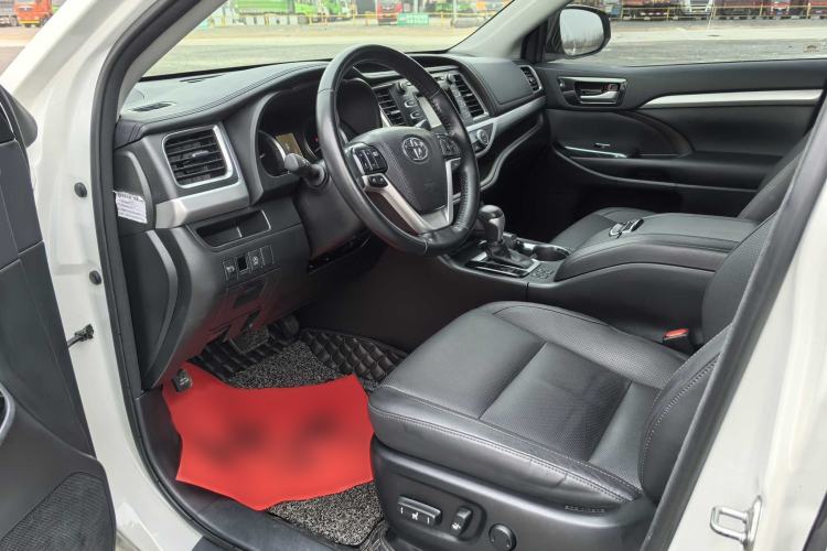 Used Toyota Highlander 2017 2.0T Four-Wheel Drive Luxury Edition 7 Seats