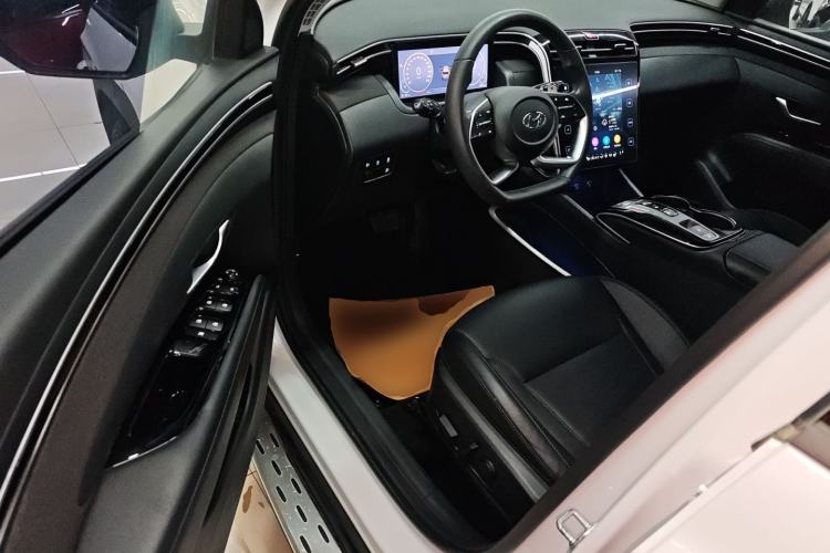 Used Hyundai Tucson 2023 Tucson L 1.5T Automatic Two-Wheel Drive LUX Prestige Edition
