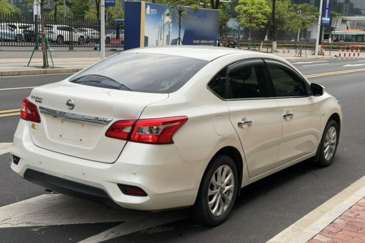 Used Nissan Sylphy 2022 Classic 1.6XL CVT Luxury Edition Exterior 3