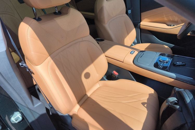 Used Geely Galaxy 8 2025 130km EM-P Starship Edition Right Front Seat