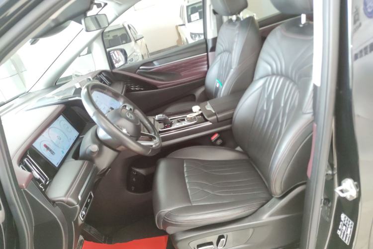 Used GAC Trumpchi M8 2024 Master Series 400T Prestige Edition
