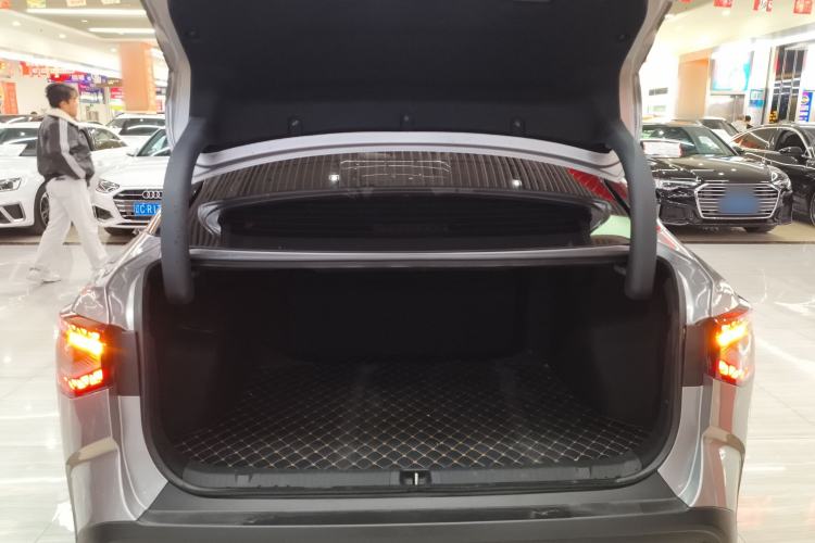 Used Toyota bZ3 2024 517 km Elite PRO
