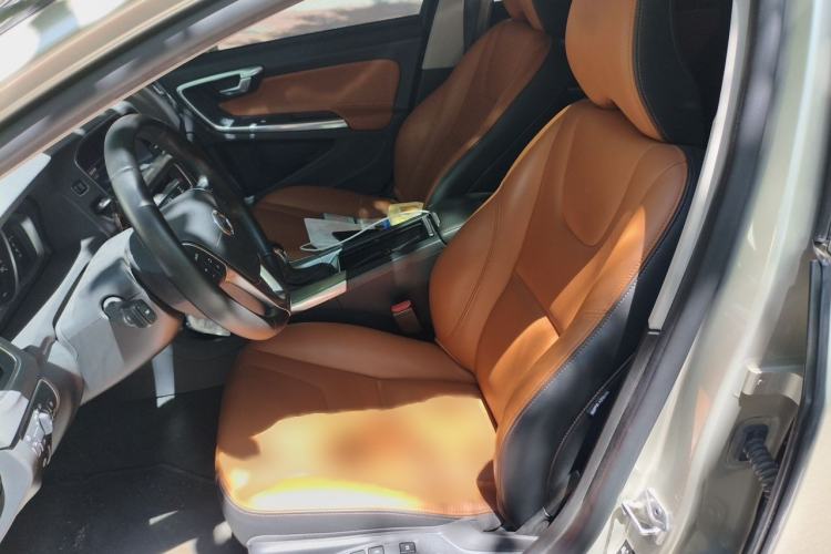 Used Volvo S60 2018 S60L T3 Smart Progress Edition
