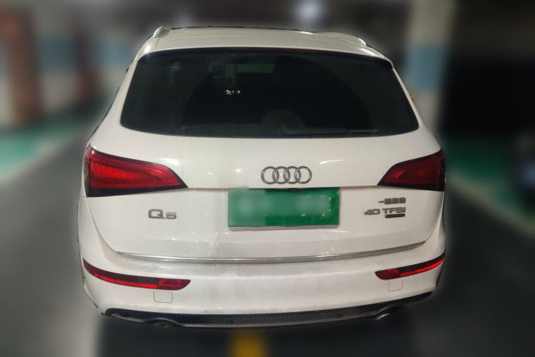 Used Audi Q5 2018 Collector's Edition 40 TFSI Technology Model
