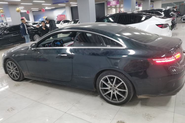 Used Mercedes-Benz E-Class 2021 E 260 Coupe
