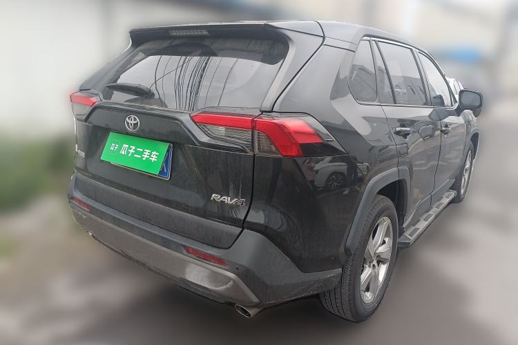 Used Toyota RAV4 2020 2.0L CVT Two-Wheel Drive Fashion Edition Rear Right 45 Deg