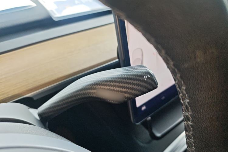 Used Tesla Model Y 2022 Rear-Wheel-Drive Version