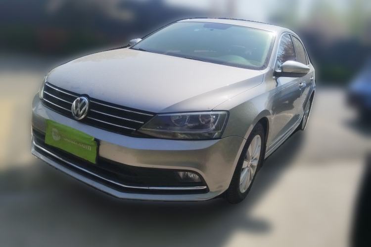 Used Volkswagen Sagitar 2015 230TSI Automatic Comfort Version