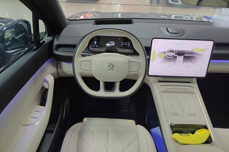 Used Nio ES6 2025 75 kWh Steering Wheel