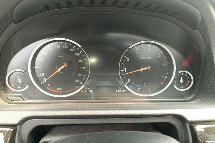 Used BMW 5 Series GT 2017 528i Leading Model
