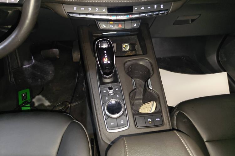 Used Cadillac XT4 2021 28T Two-Wheel Drive Luxury Version